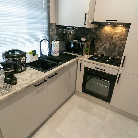 Avenue Apartment มอร์ชิน ภายนอก รูปภาพ